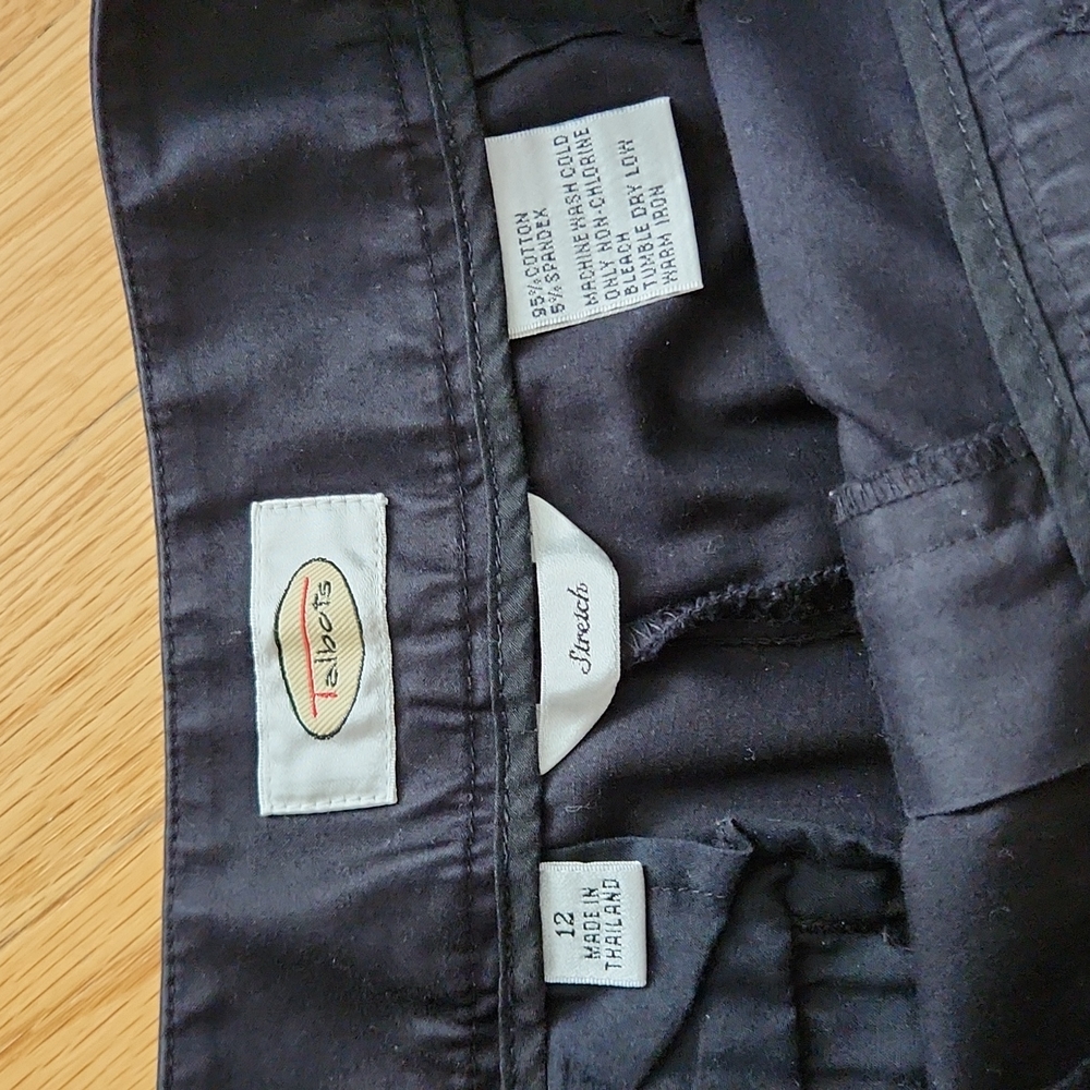 Talbots Size 12, black, cropped/capris pants, stretch - Picture 6 of 12